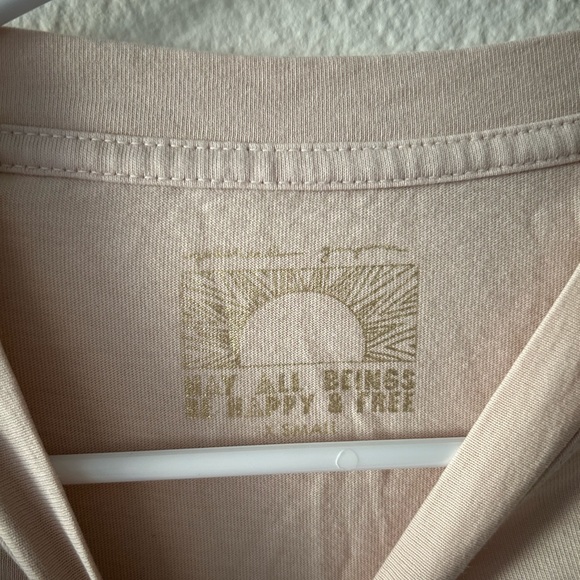 Top - Picture 2 of 3